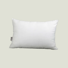 Cargar imagen en el visor de la galería, Almohada Hotel Collection Shannon