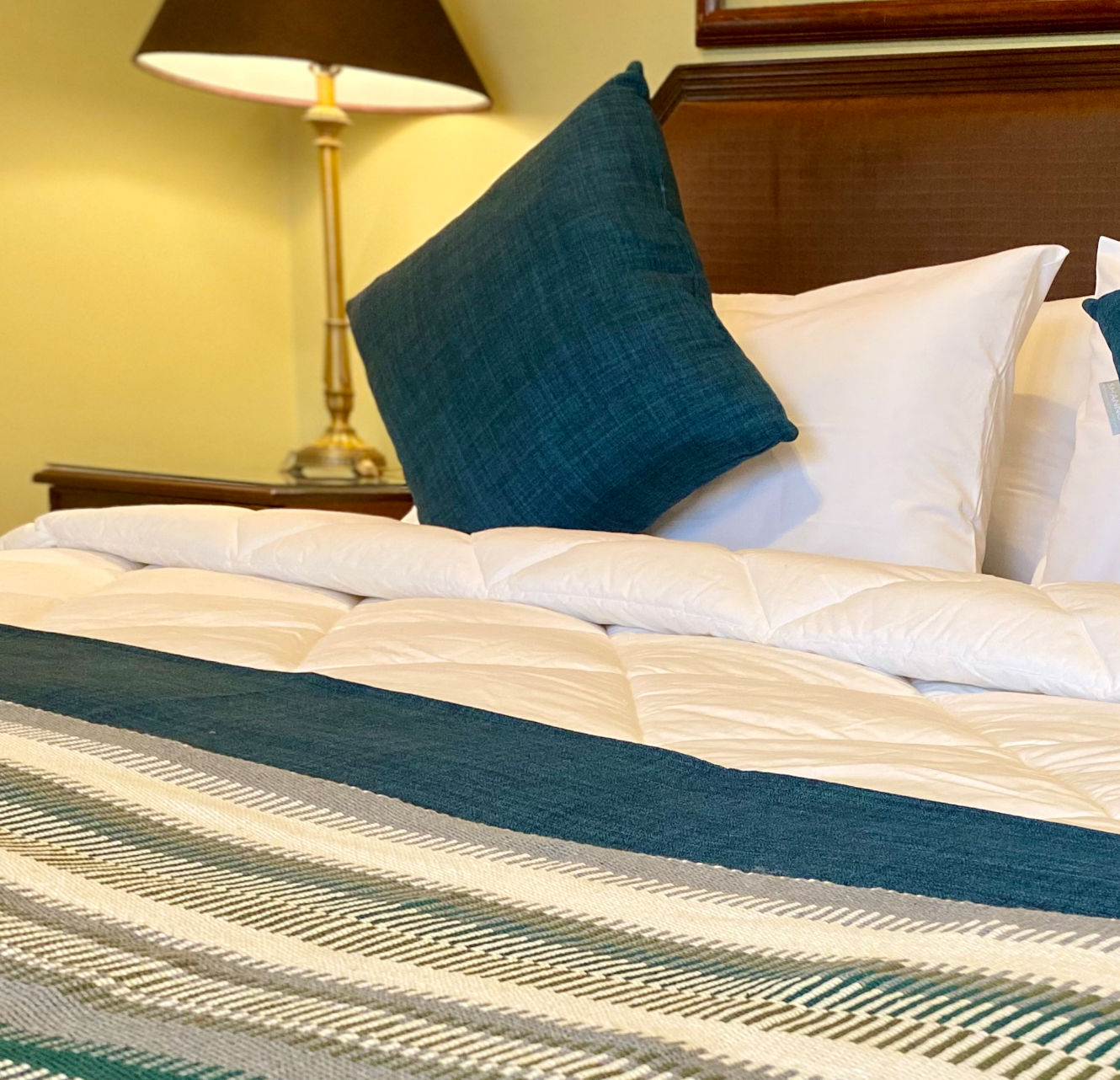 Los cojines decorativos para cama con diseños exclusivos y de excelente  calidad de Calma House - {DF} DiarioFinanciero